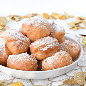 Delicious Dutch oliebollen
