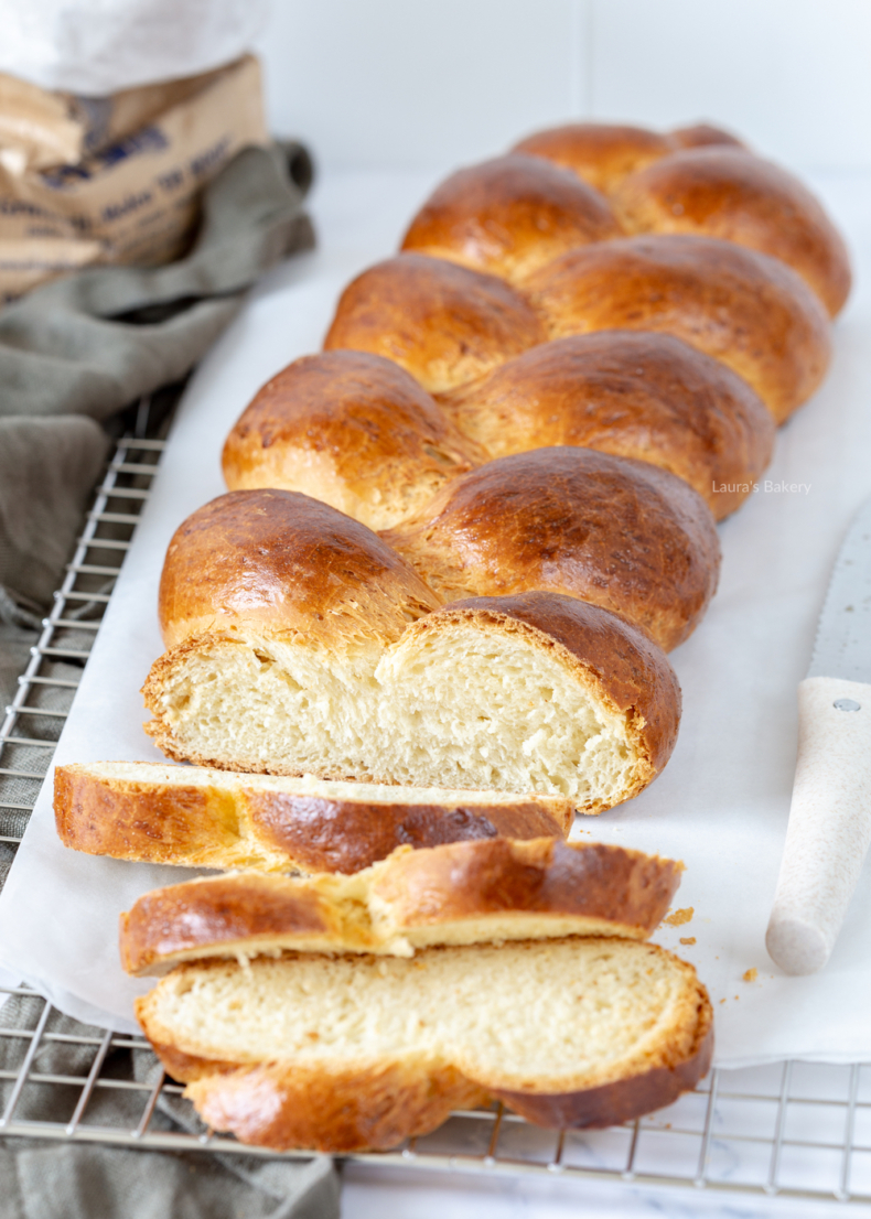 Braided bread 5