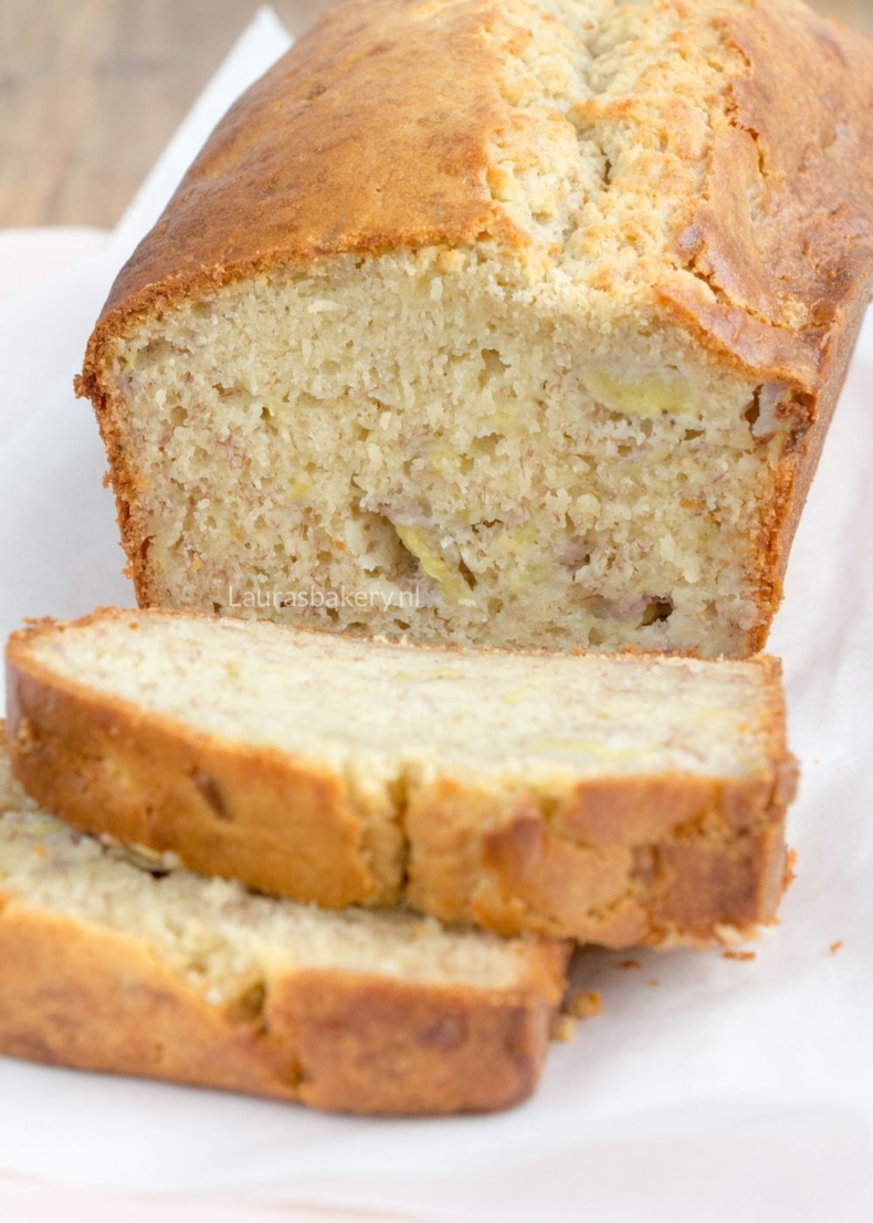 cream cheese banana bread 1
