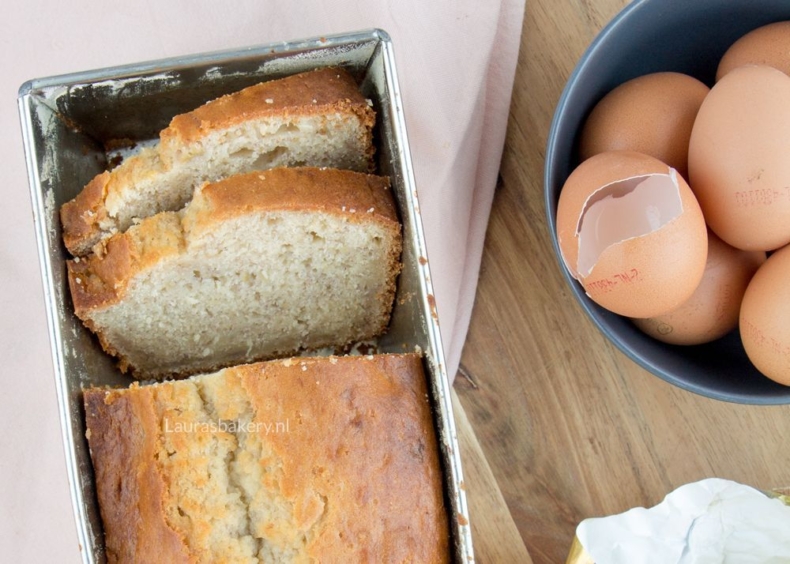 cream cheese banana bread 3