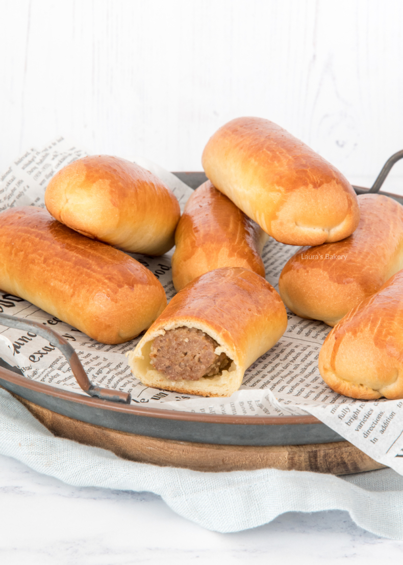 Dutch sausage rolls - worstenbroodjes 1