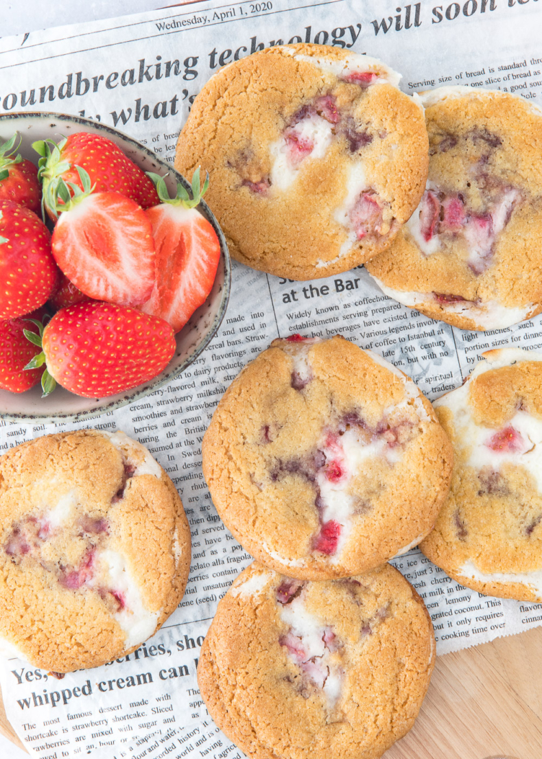 Strawberry cheesecake cookies 2