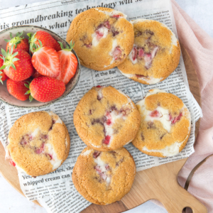 plate of easy to make strawberry cheesecake cookies