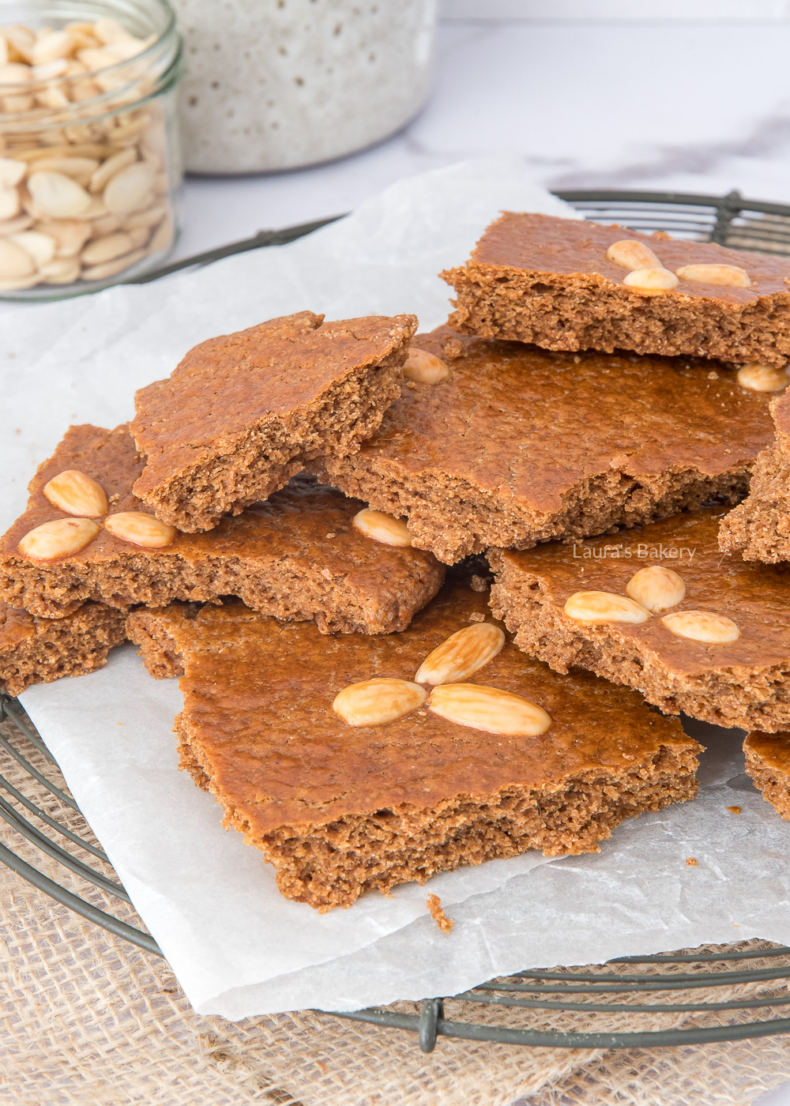 Dutch speculaas chunks - speculaasbrokken 3