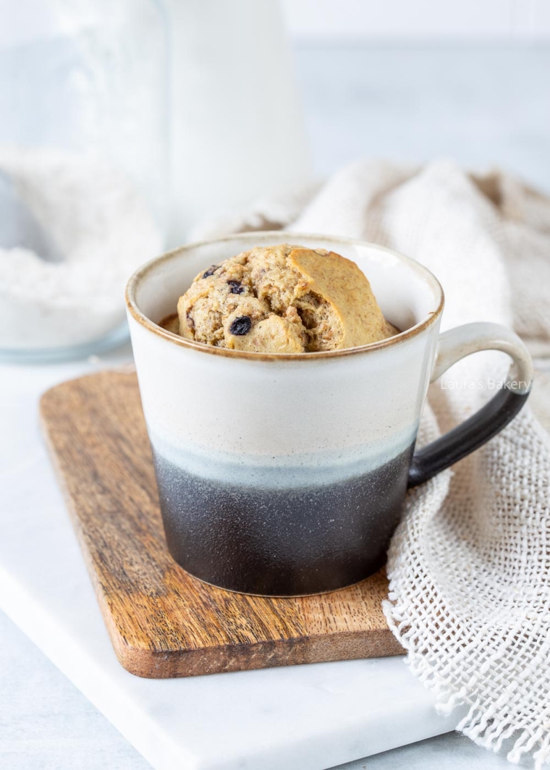 Banana oatmeal mug cake-1