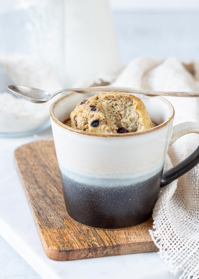 Banana oatmeal mug cake-2