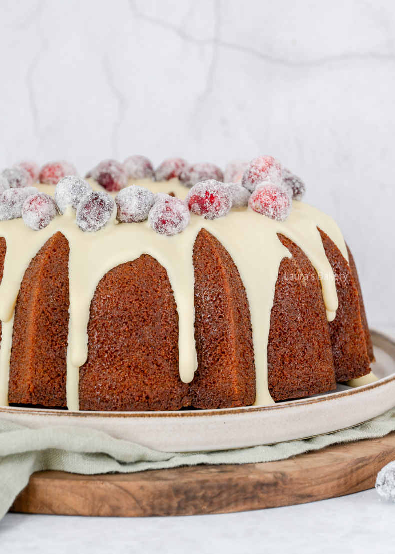 gingerbread bundt cake with white chocolate-4