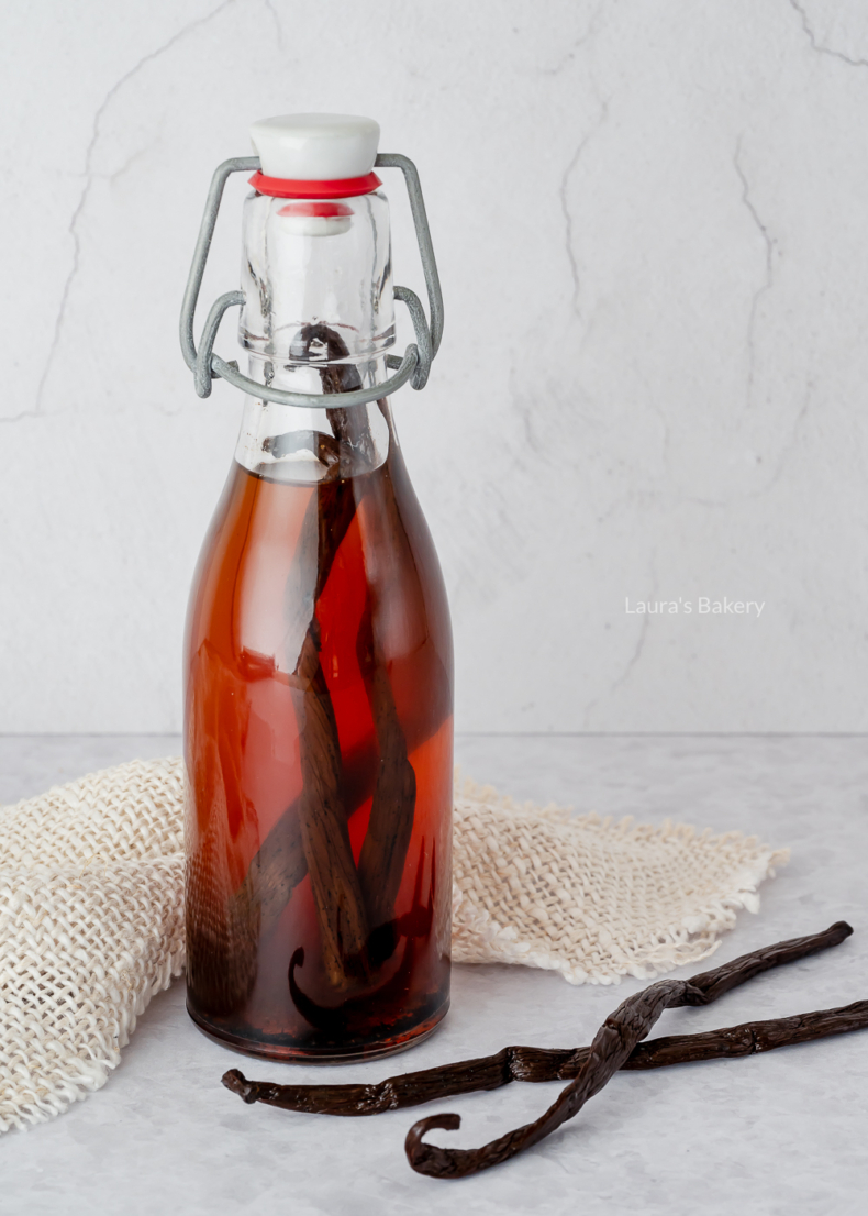 homemade vanilla extract-1 1