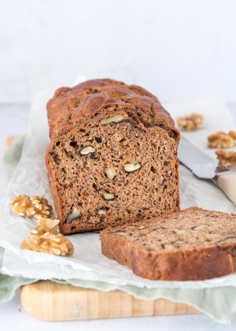 Carrot cake banana bread-1
