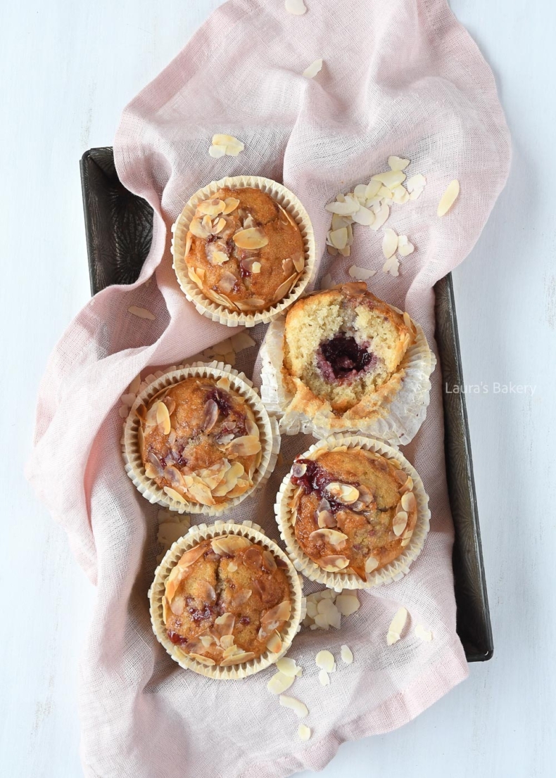 Almond raspberry muffins-1