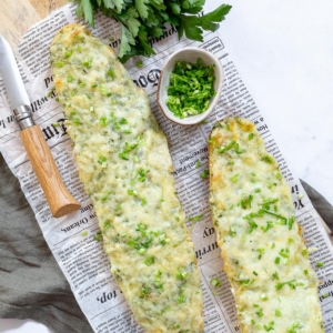 Cheesy garlic bread