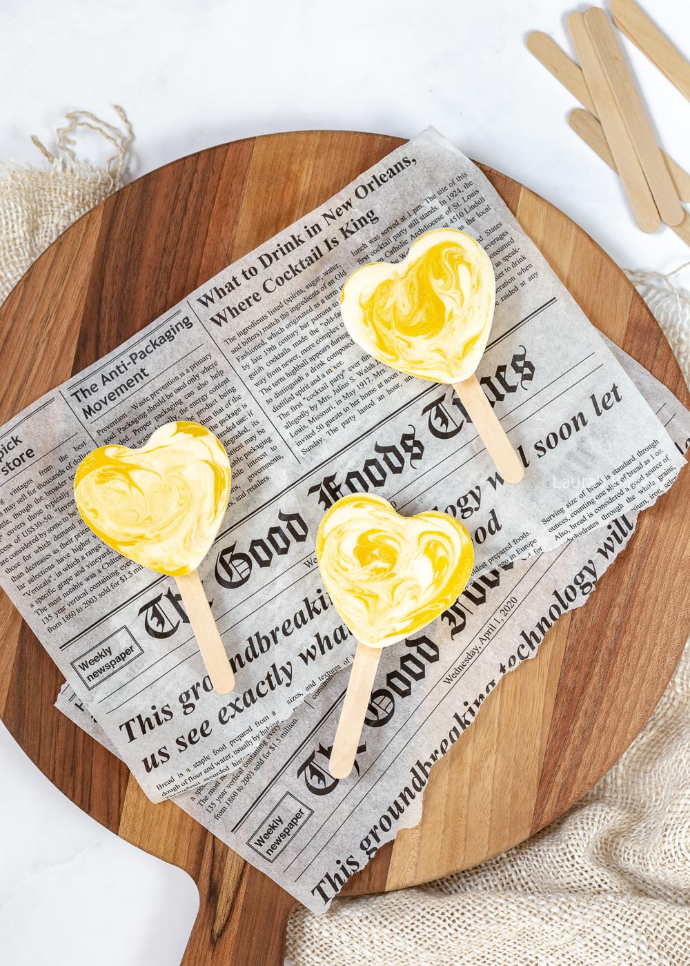 Greek yogurt popsicles with mango