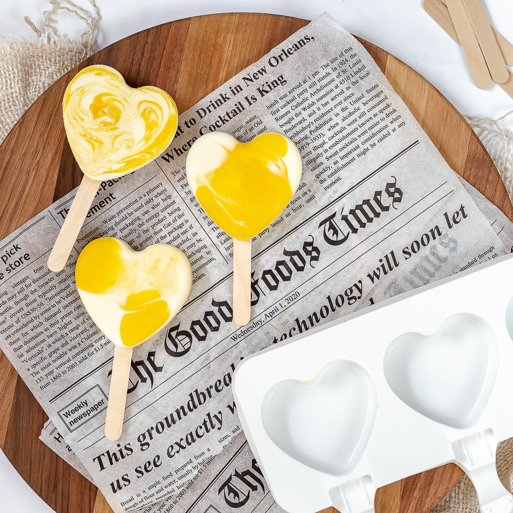 Greek yogurt popsicles with mango