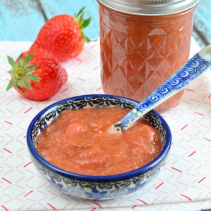 Rhubarb strawberry compote