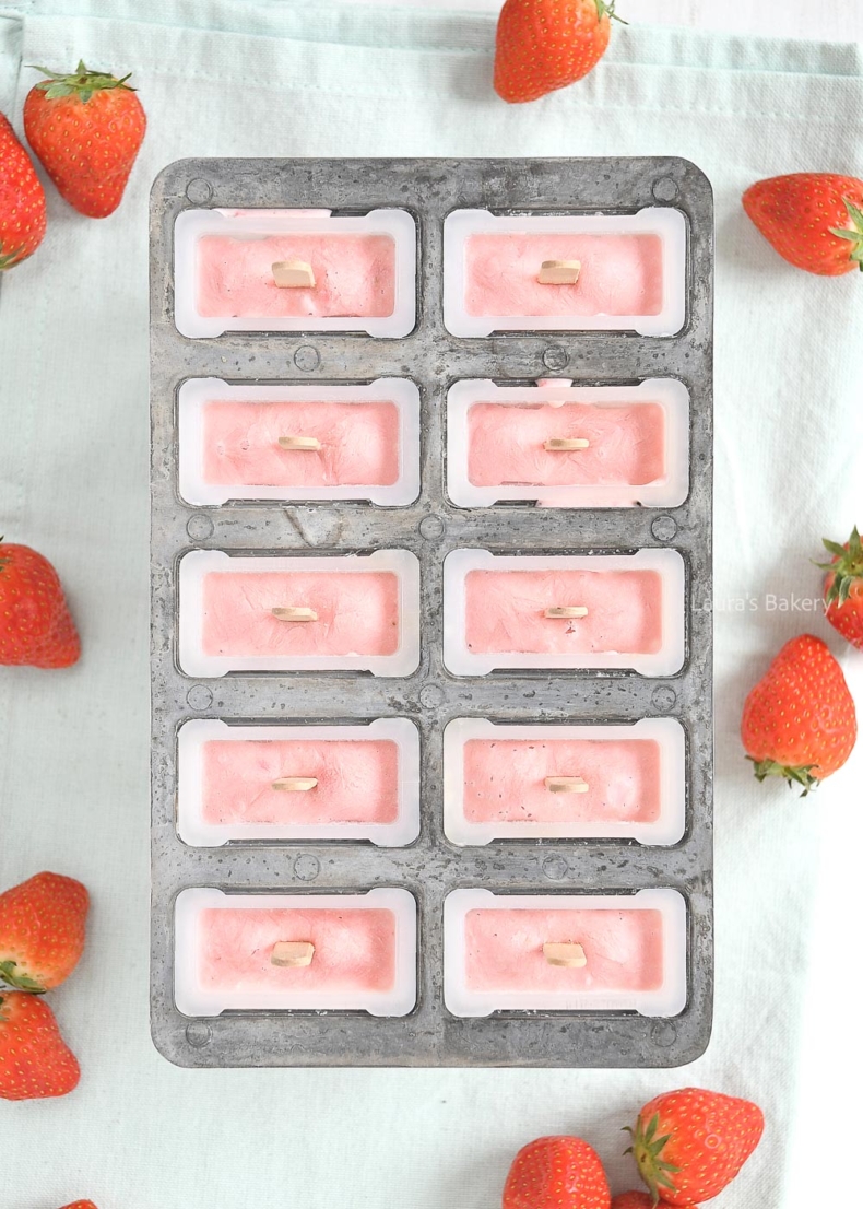 Strawberry cheesecake popsicles-1