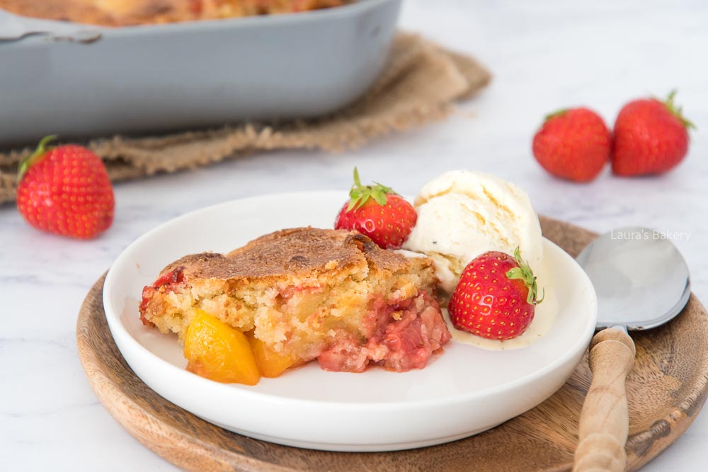 Strawberry peach cobbler-2