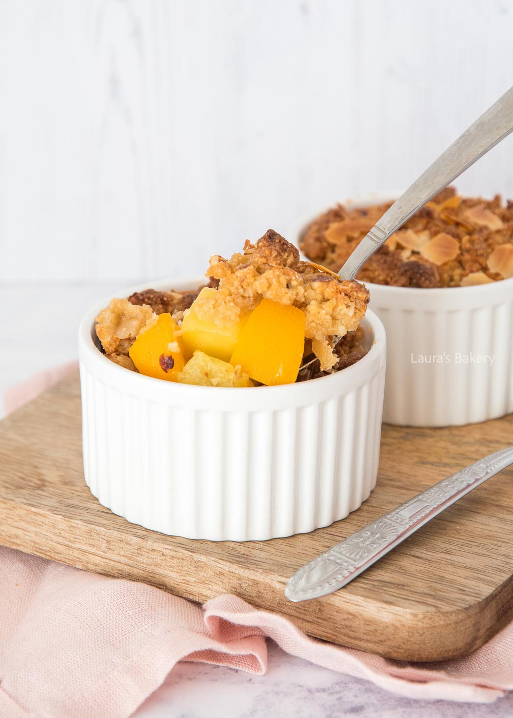 Tropical fruit crumble-1