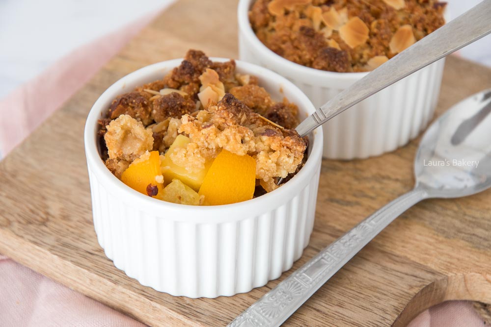 Tropical fruit crumble-2