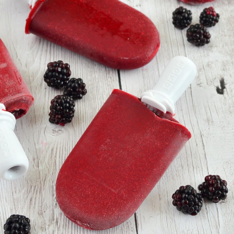Homemade blackberry popsicles recipe