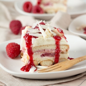 Lemon raspberry tiramisu with lemon curd