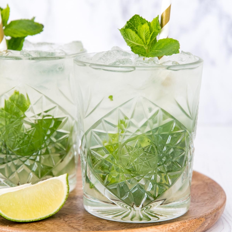 How to make a mojito cocktail