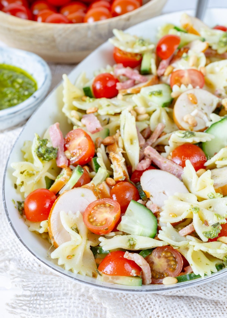 Pasta salad with chicken-2