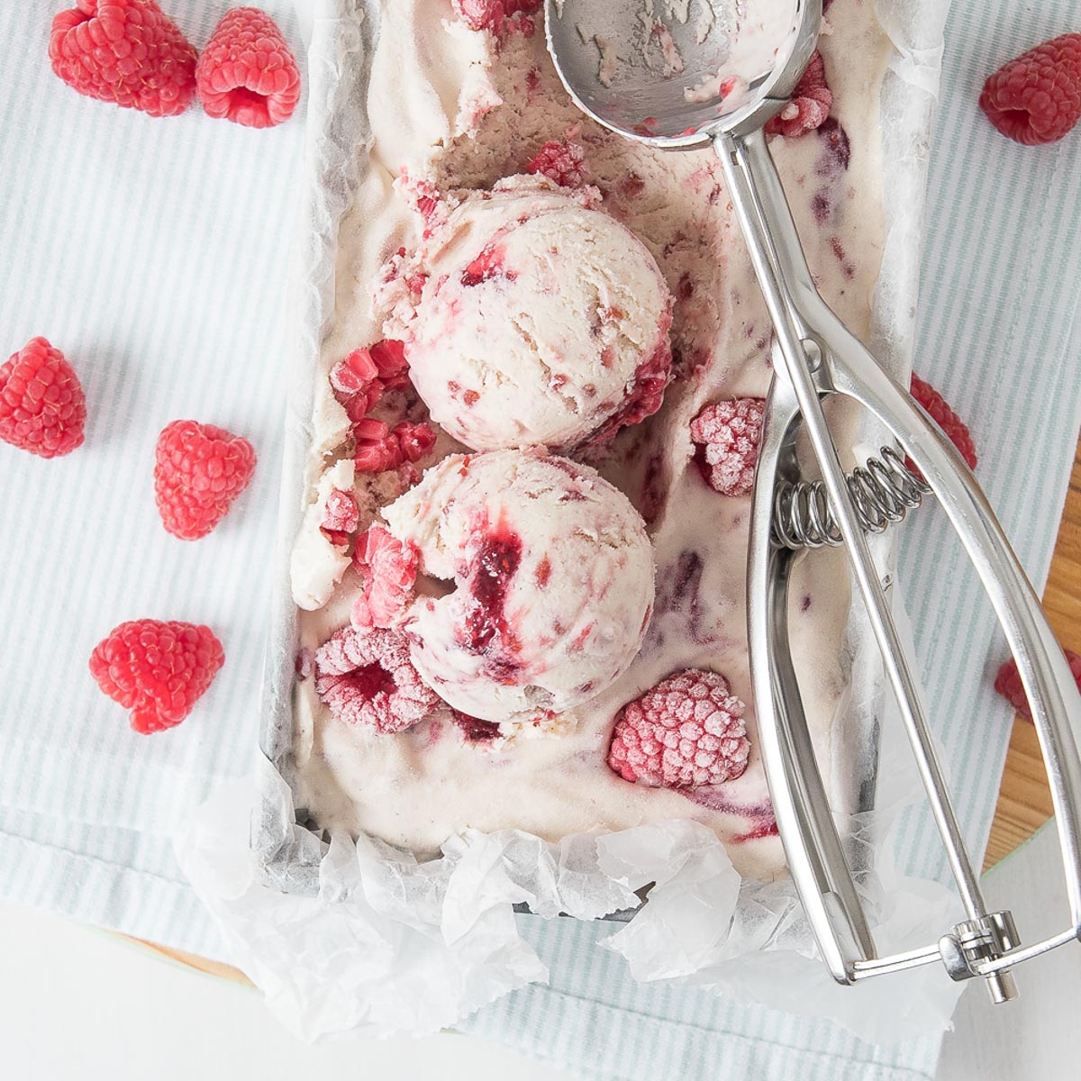 Raspberry ice cream