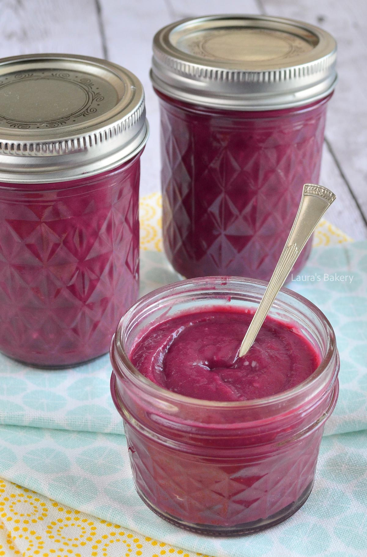 Homemade blackberry curd recipe