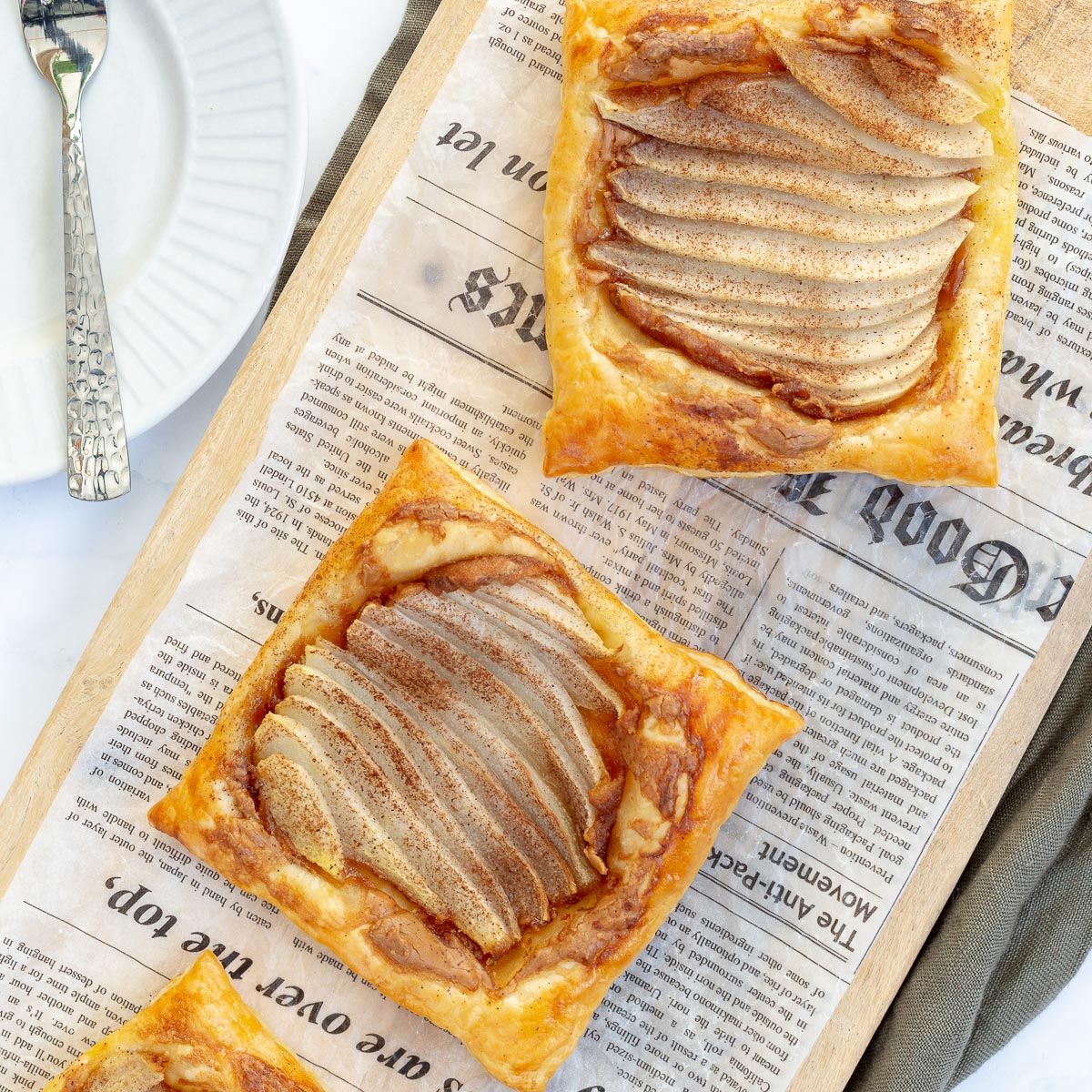 Pear tarts
