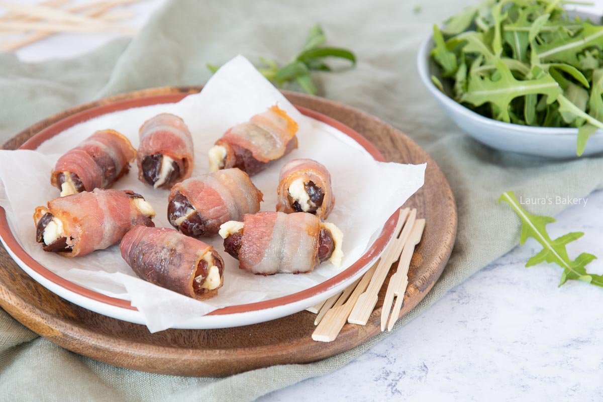 Bacon wrapped dates-3
