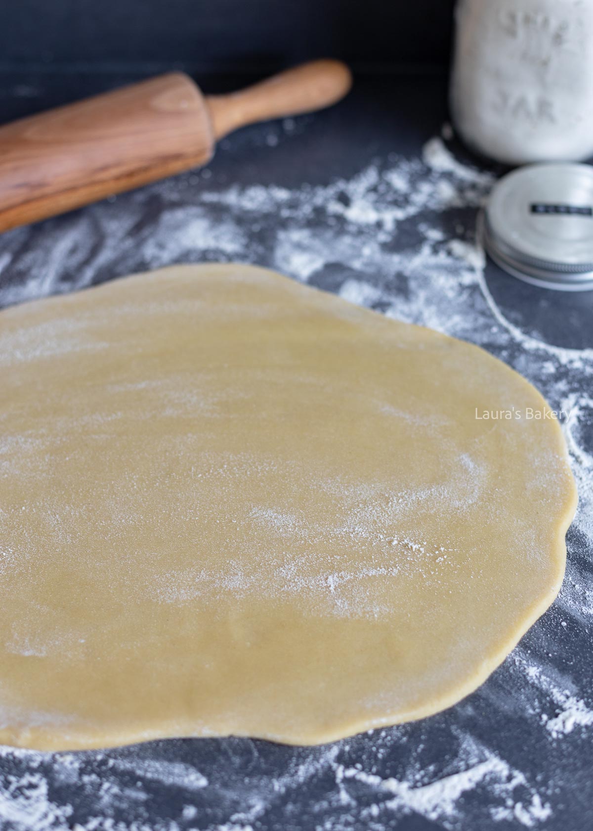 How to use an embossed rolling pin