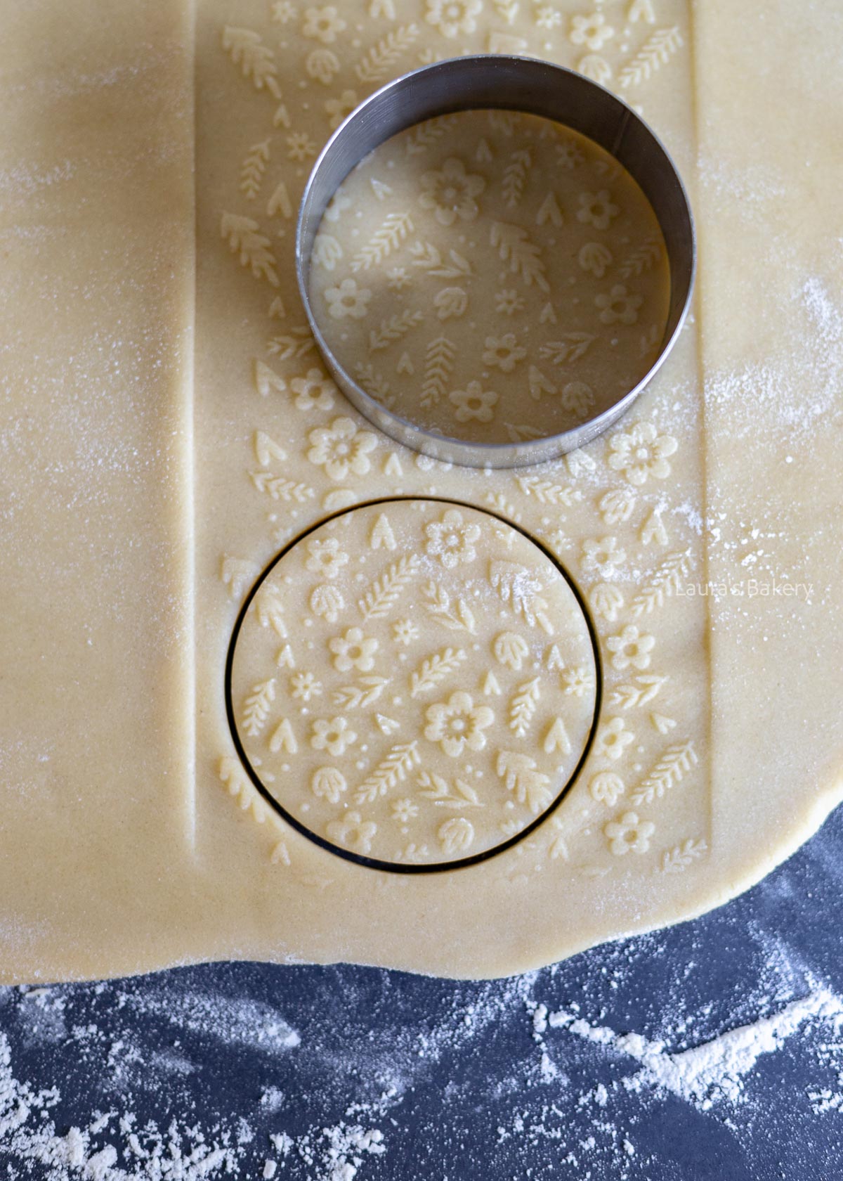 Using an embossed rolling pin