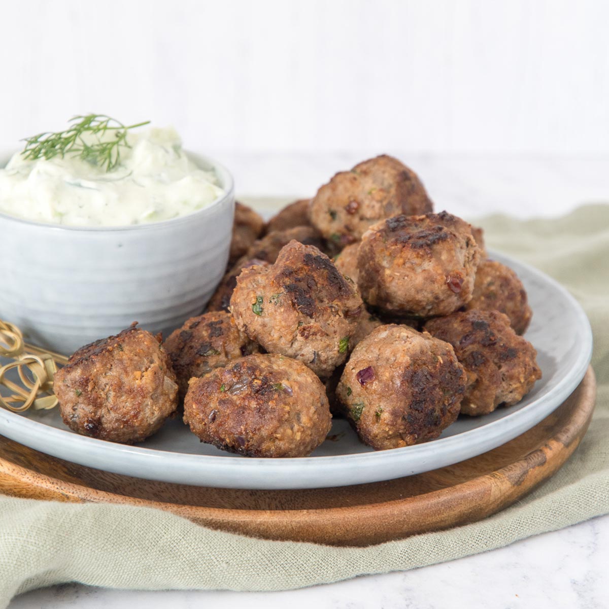 Keftedes greek meatballs