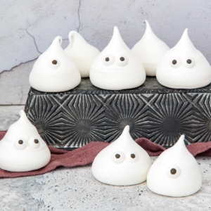 Meringue ghosts