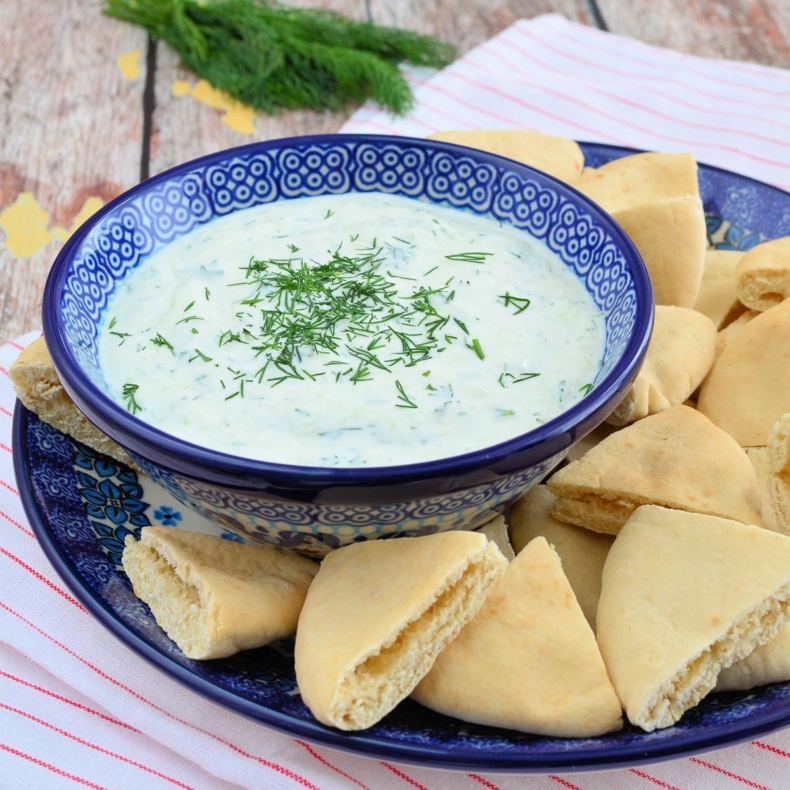 Easy tzatziki sauce recipe
