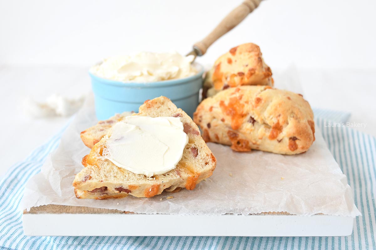 Bacon cheddar scones-3