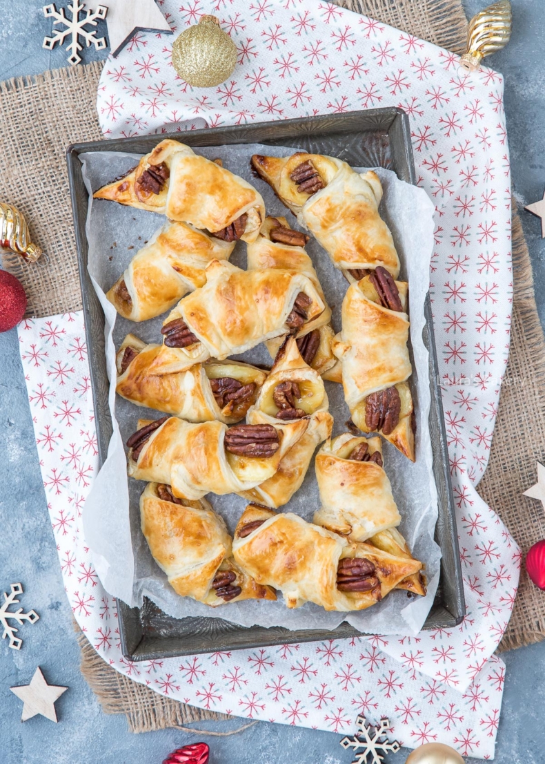 Brie pecan puff pastry bites -1