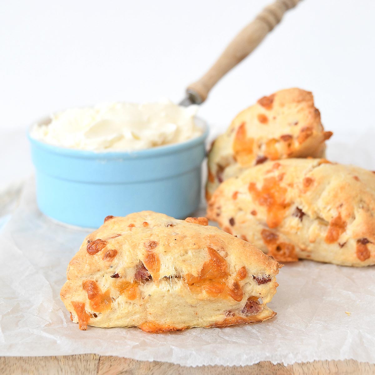 Bacon cheddar scones