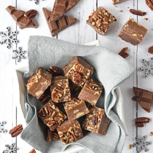 Caramel pecan chocolate fudge