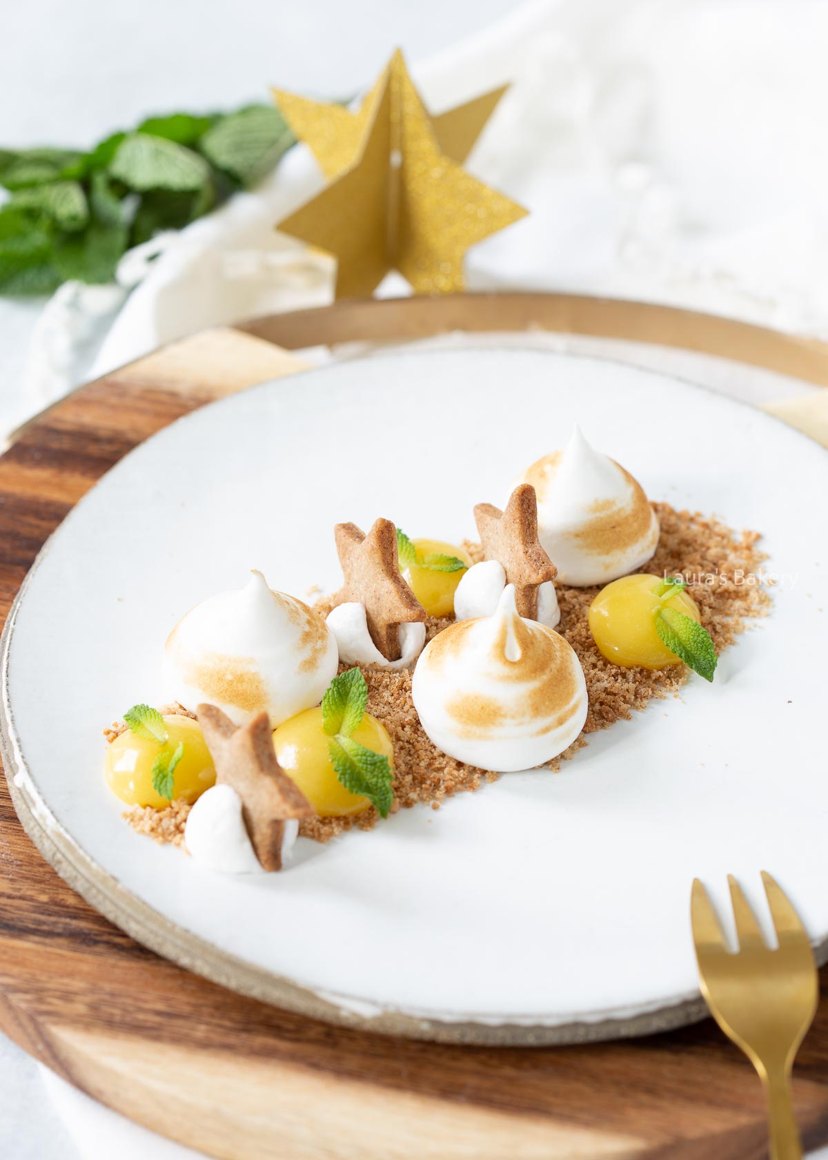 Deconstructed lemon meringue pie dessert-3