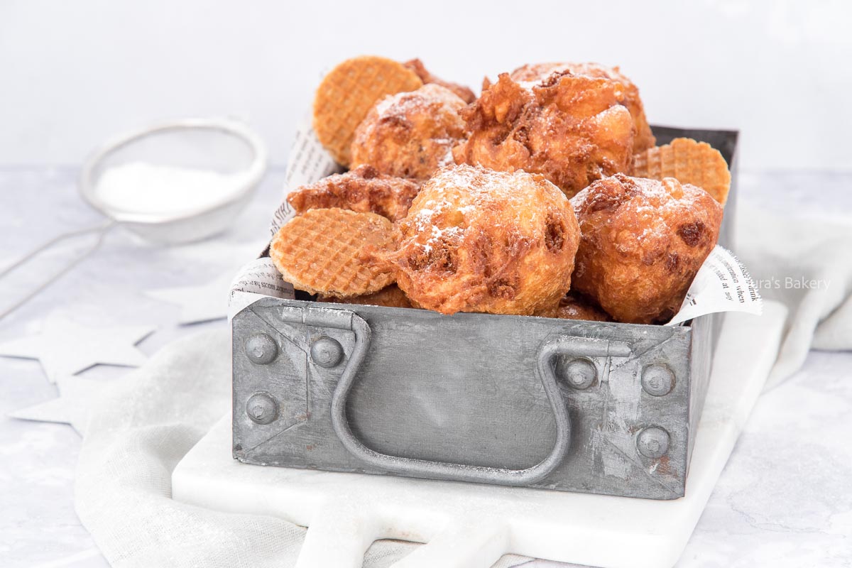 Dutch Doughnuts with stroopwafel-2