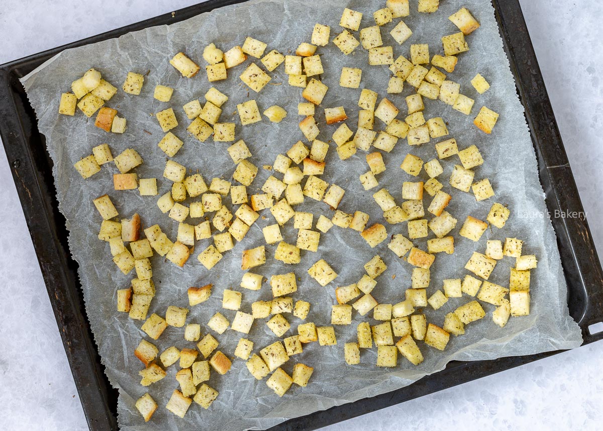 Homemade croutons-2