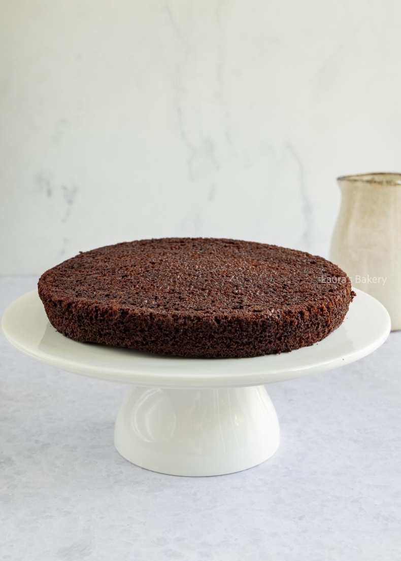 Place the cake on top