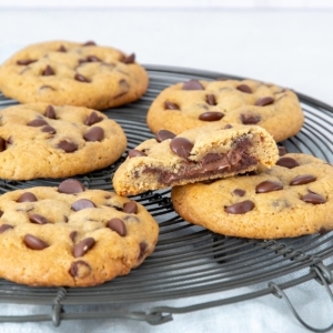 Nutella stuffed chocolate chip cookies