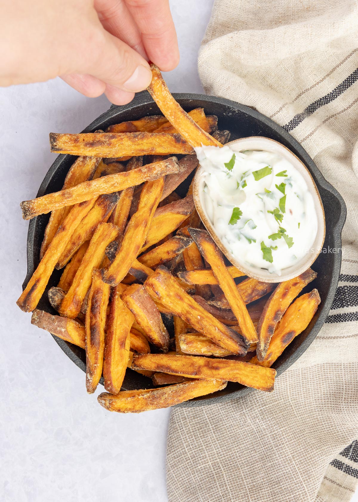Oven baked sweet potato fries-5