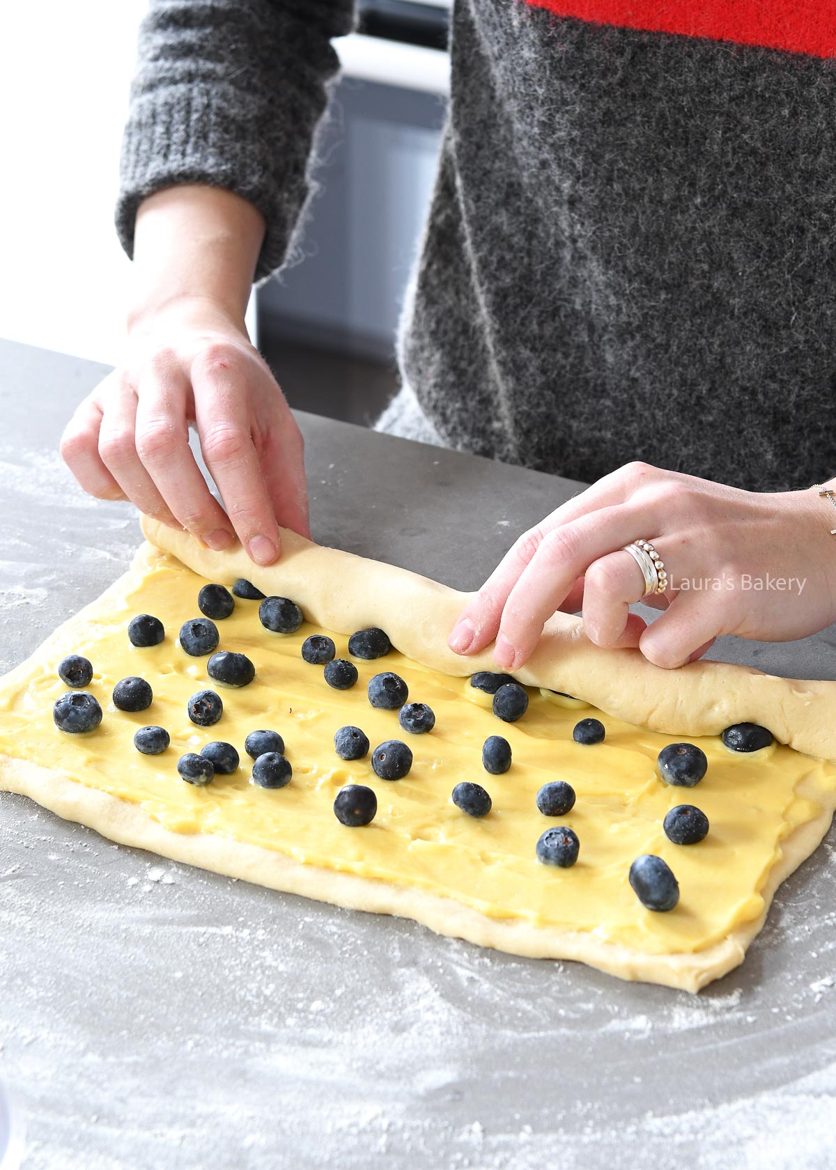 Roll the blueberry rolls