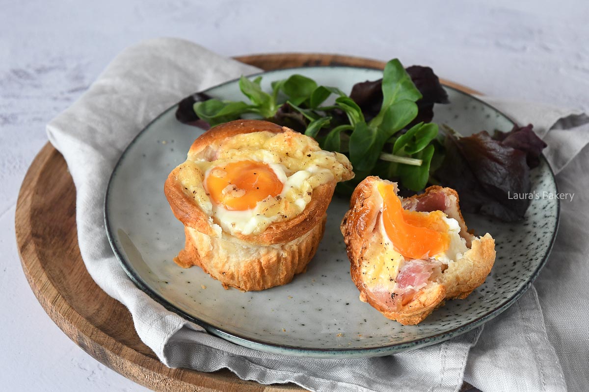 Crescent roll egg cups-2