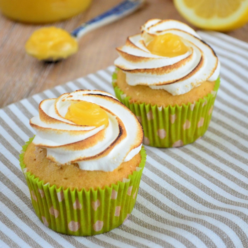 Lemon Meringue Cupcakes
