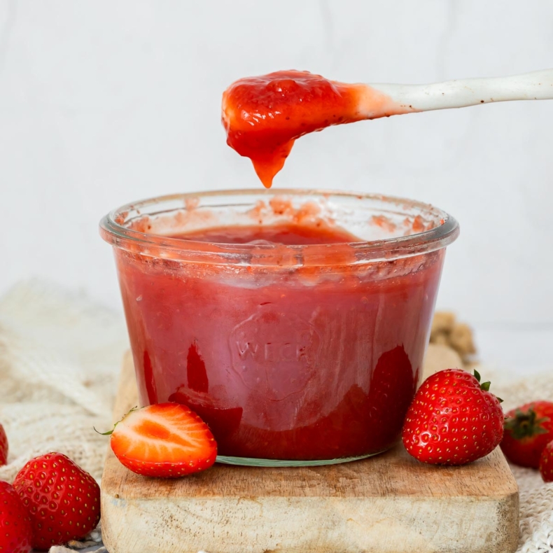 Easy Strawberry Jam Recipe