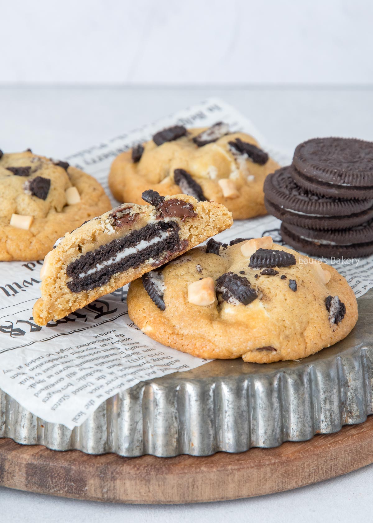 Stuffed Oreo Chocolate Chip Cookies-1